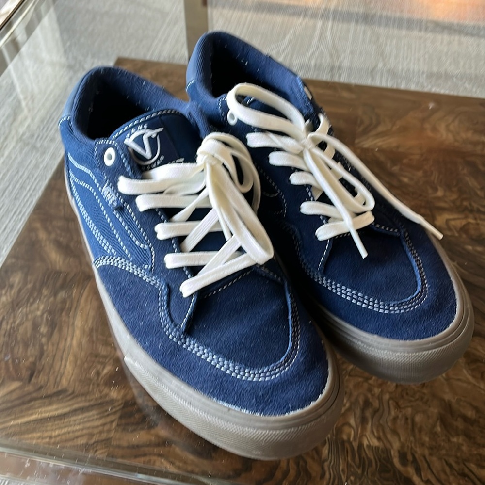 Men’s size 11 Vans Pop Cush blue
